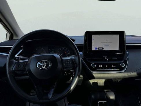 Used 2024 Toyota Corolla LE FWD image 30