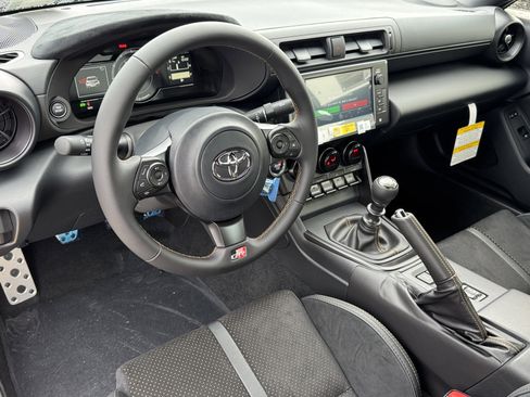 New 2026 Toyota GR86 YUZU Limited image 15
