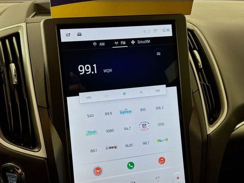 Certified 2024 Ford Edge SEL w/ Sport Appearance Package image 18