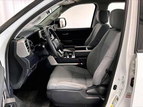 Used 2022 Toyota Tundra SR5 image 15