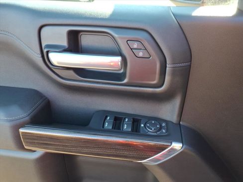 Used 2020 Chevrolet Silverado 1500 RST w/ All-Star Edition image 16