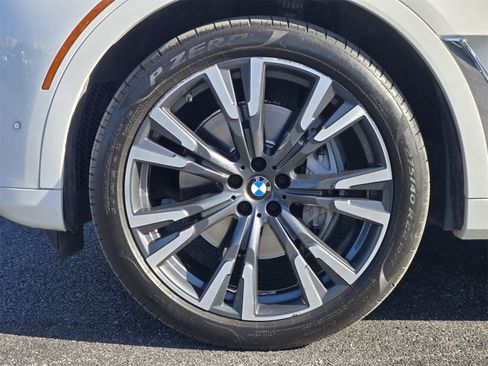 Used 2021 BMW X7 xDrive40i w/ Premium Package image 10