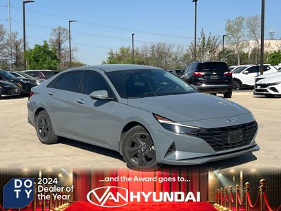 Used 2022 Hyundai Elantra SEL
