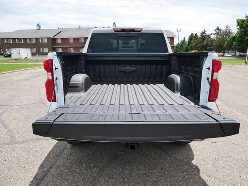 New 2026 Chevrolet Silverado 1500 ZR2 w/ LPO, Dark Essentials Package AWD/4WD image 10