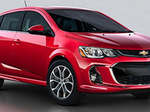 Used 2017 Chevrolet Sonic LT FWD image 1