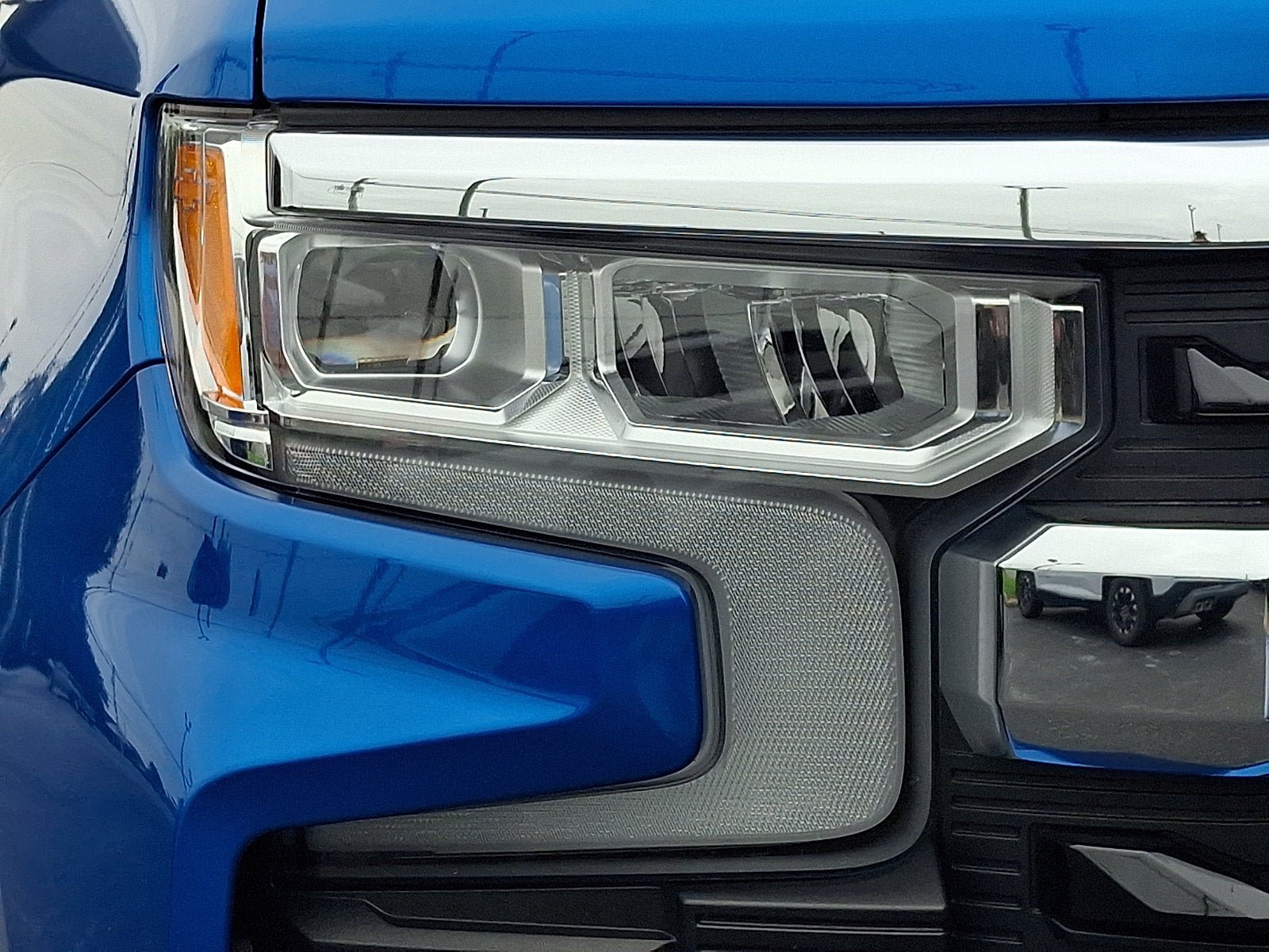 Used 2023 Chevrolet Silverado 1500 LT AWD/4WD image 9