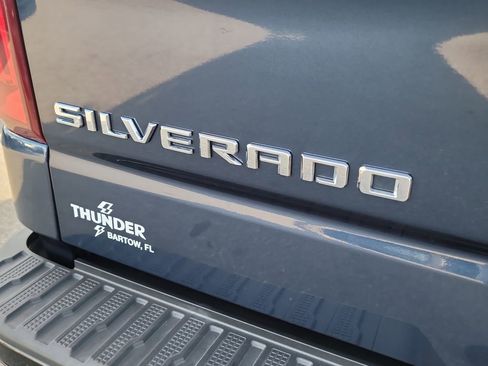 Used 2021 Chevrolet Silverado 1500 LT Trail Boss w/ Bed Protection Package AWD/4WD image 9