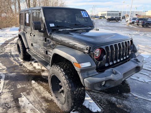 Used 2020 Jeep Wrangler Unlimited Sport S image 1