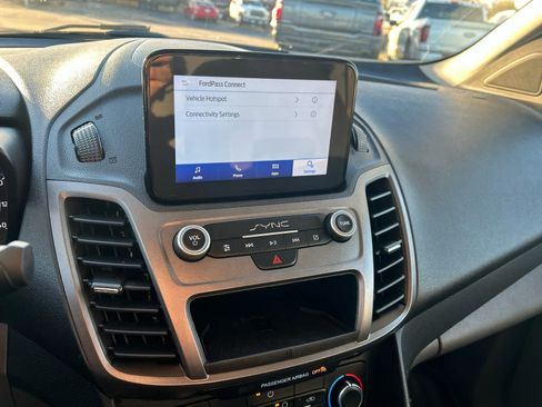 Used 2020 Ford Transit Connect XL FWD image 26
