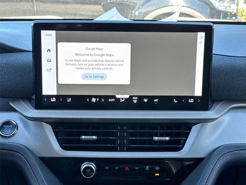 Used 2025 Ford Explorer Active w/ Active Comfort Package image 24