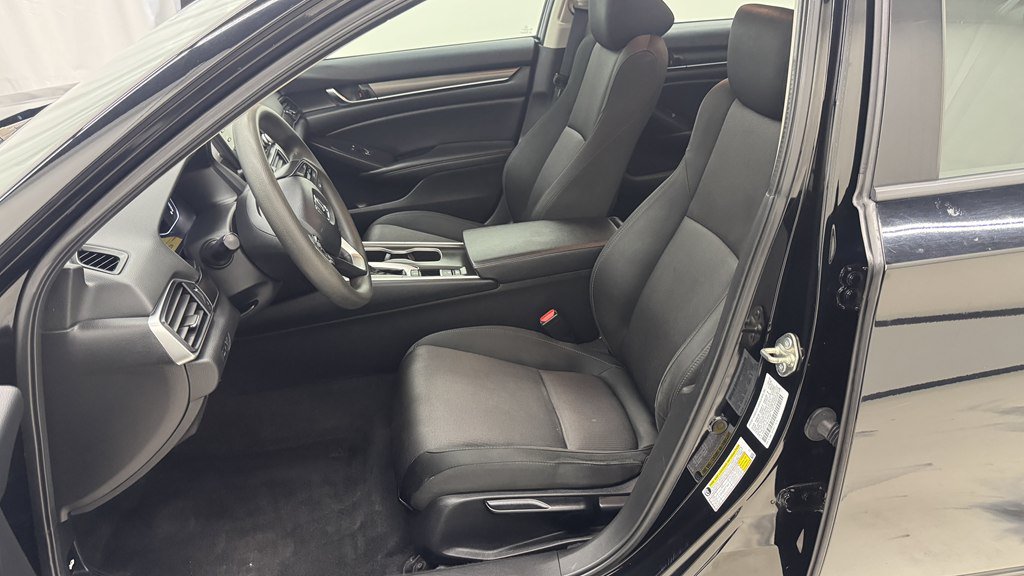 Used 2019 Honda Accord LX image 16