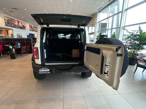 New 2026 Ford Bronco Outer Banks w/ Sasquatch Package image 27