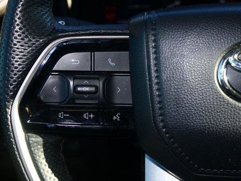 Used 2024 Toyota Tundra Limited image 15