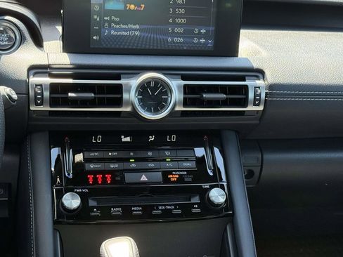 Used 2022 Lexus IS 350 F Sport w/ Memory Package AWD/4WD image 18