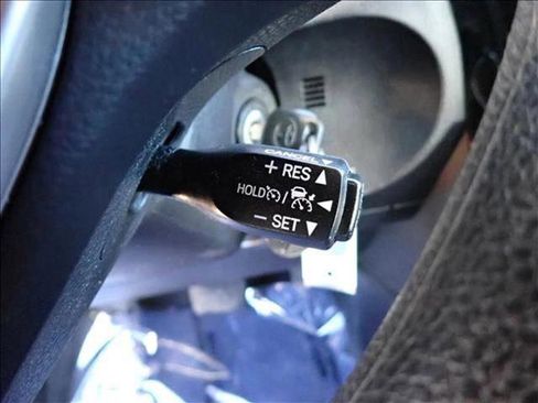 Used 2017 Toyota Corolla L image 14