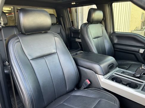 Used 2020 Ford F150 Lariat w/ Equipment Group 502A Luxury AWD/4WD image 16