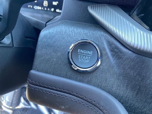 New 2026 Ford Explorer Platinum image 34