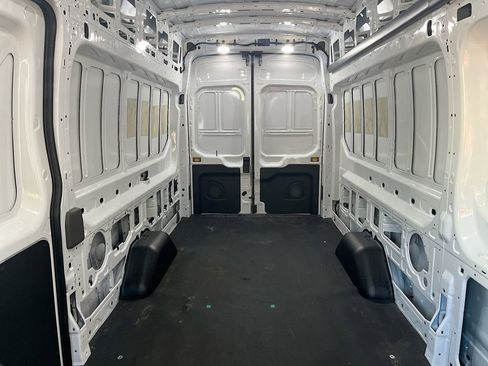 Used 2023 Ford Transit 350 Base image 22
