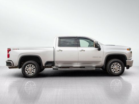 Used 2022 Chevrolet Silverado 2500 LTZ w/ LTZ Convenience Package AWD/4WD image 6