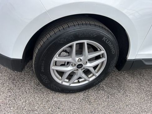 Used 2023 Ford Edge SEL image 10