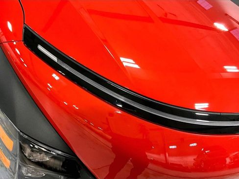 Certified 2025 Hyundai Kona SEL image 28