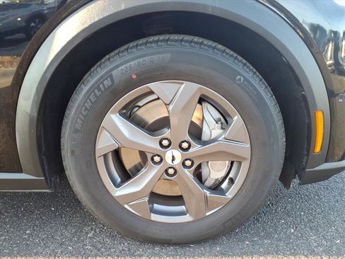 Used 2023 Ford Mustang Mach-E Select image 9