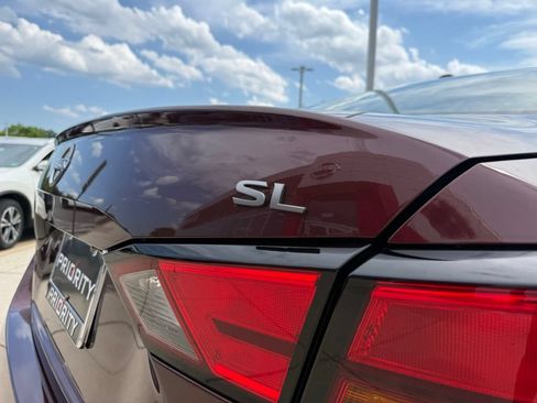 Used 2024 Nissan Altima 2.5 SL AWD/4WD image 5