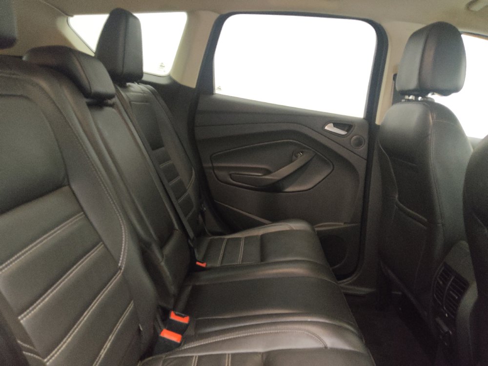 Used 2017 Ford Escape SE w/ SE Leather Comfort Package AWD/4WD image 19
