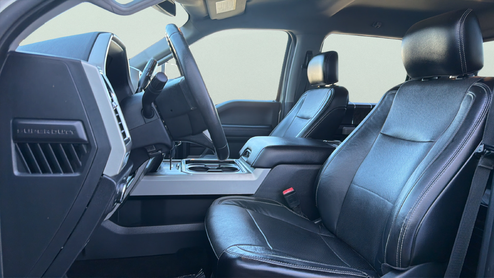 Used 2018 Ford F250 Lariat w/ Chrome Package AWD/4WD image 9