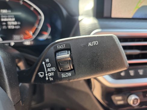 Used 2025 BMW X4 xDrive30i image 30