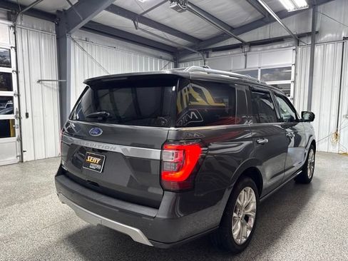 Used 2018 Ford Expedition Platinum RWD image 19