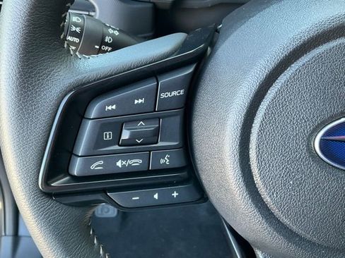 Used 2025 Subaru Forester Premium AWD/4WD image 26