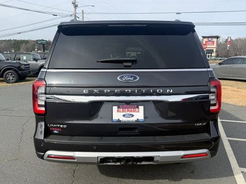 Used 2024 Ford Expedition Max Limited image 4