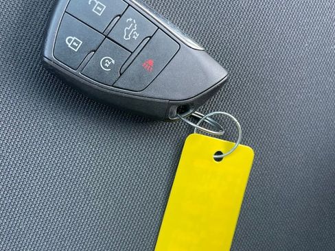 Used 2022 Chevrolet Silverado 1500 Custom RWD image 14