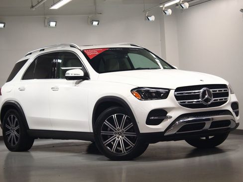 Used 2025 Mercedes-Benz GLE 350 4MATIC image 2