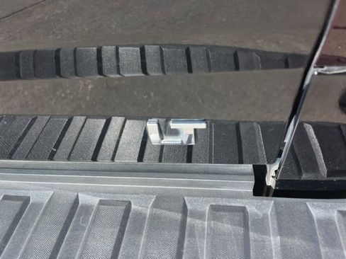 Used 2015 Chevrolet Silverado 1500 LT w/ LT Convenience Package image 6