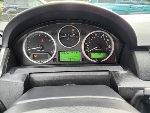 Used 2009 Land Rover Range Rover Sport HSE image 16