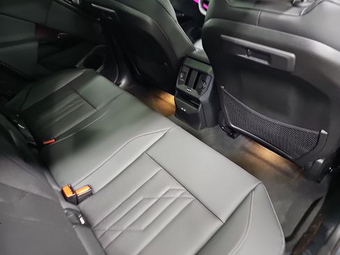 New 2026 BMW X3 xDrive30 w/ Premium Package image 11