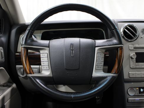 Used 2008 Lincoln MKZ FWD image 11