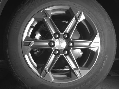 Used 2025 Chevrolet Blazer LT FWD image 12