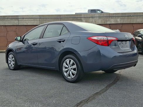 Used 2015 Toyota Corolla LE image 4