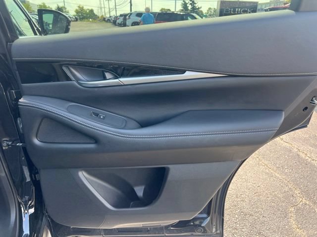 Used 2023 INFINITI QX60 Pure AWD/4WD image 14
