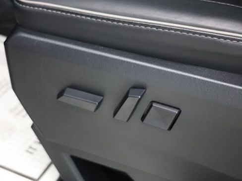 Used 2024 Tesla Cybertruck AWD Crew Cab image 9