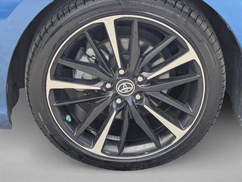 Used 2019 Toyota Camry XSE FWD image 23