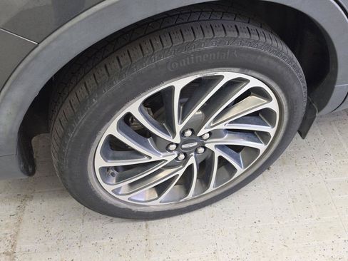 Used 2020 Lincoln Nautilus Reserve FWD image 23