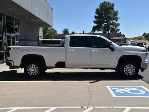 Used 2022 Chevrolet Silverado 3500 LT w/ Convenience Package image 7