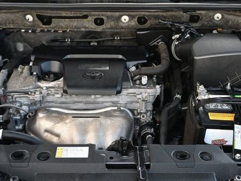 Used 2016 Toyota RAV4 Limited FWD image 21