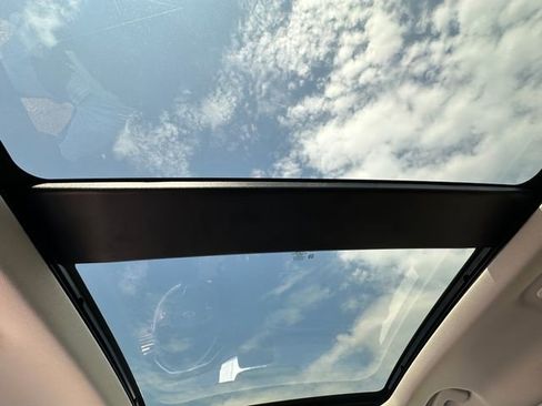 Used 2022 Ford Escape SEL w/ SEL Stealth AWD Package image 16