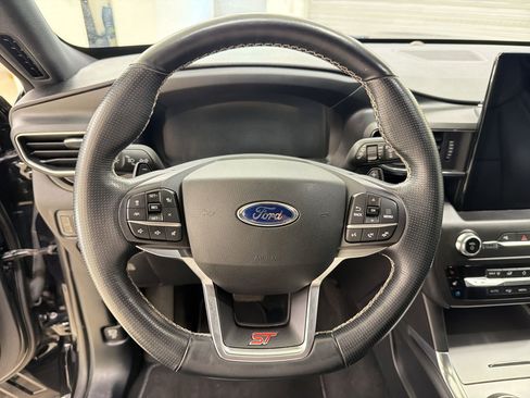 Used 2020 Ford Explorer ST w/ ST Street Pack AWD/4WD image 18