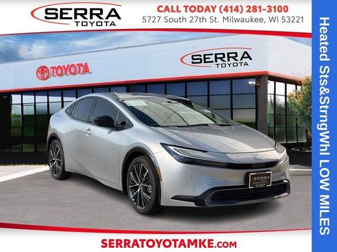 Used 2026 Toyota Prius XLE FWD image 1